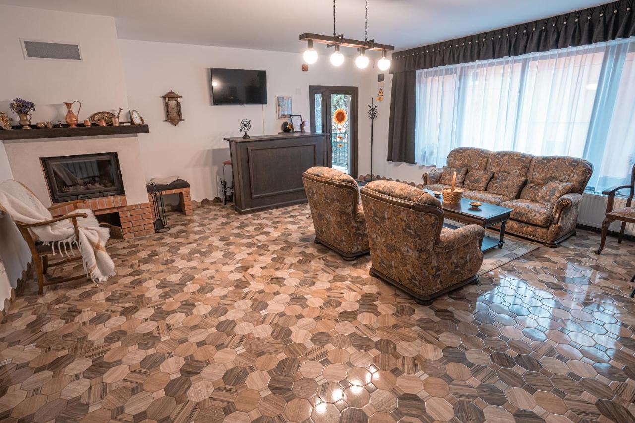 Casa Danei Hotell Braşov Eksteriør bilde